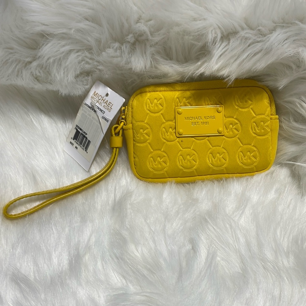 Michael Kors Wristlet
